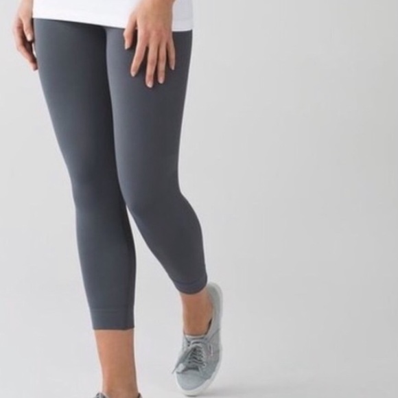Lululemon Zone In Crop Slate Grey Size 4 - Picture 4 of 5